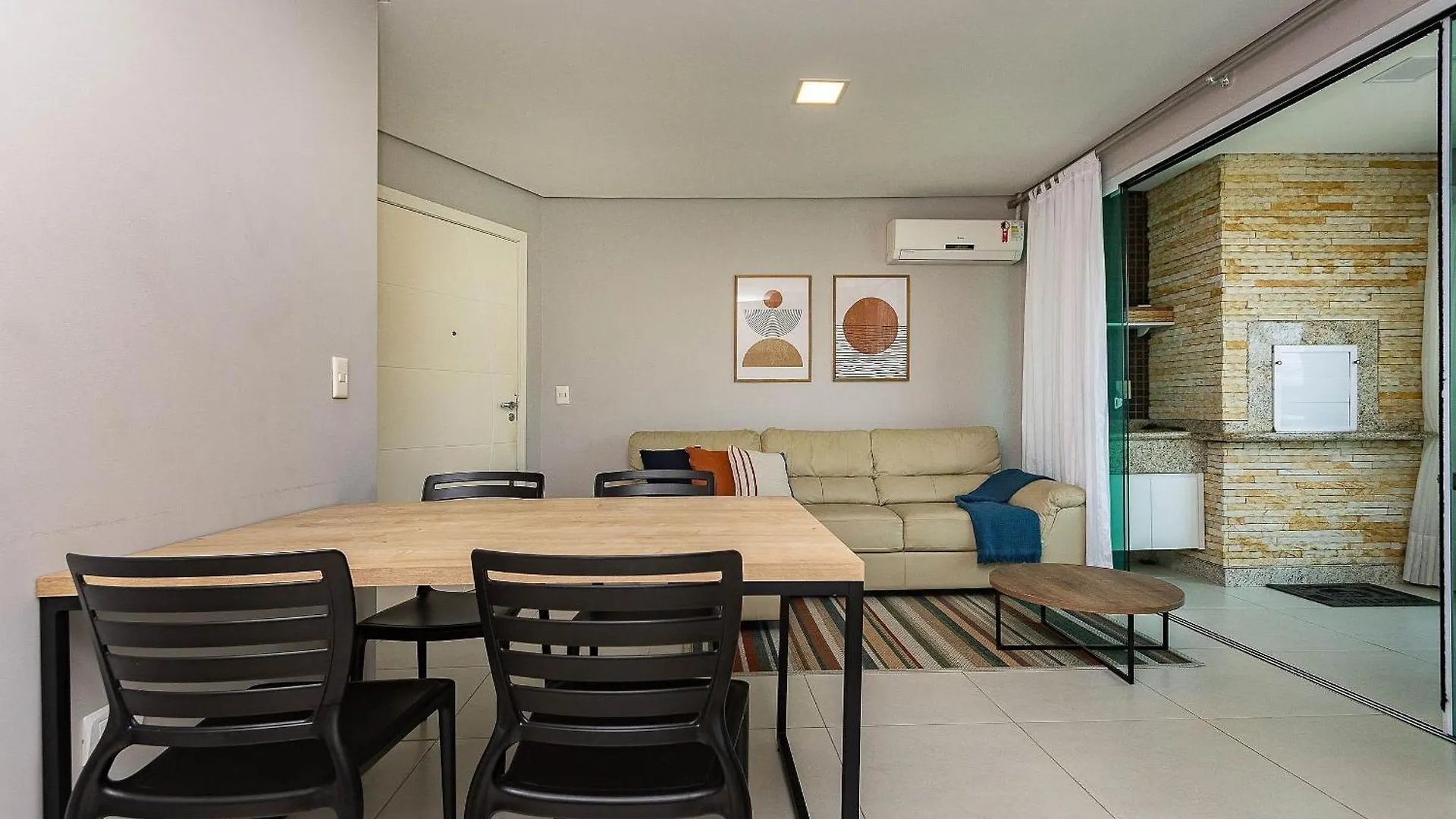 Vila Das Ondas 206 - Apartamento Economico A Metros Do Mar Em Canto Grande - 2 Dormitorios Para Ate 4 Pessoas Bombinhas Brazil